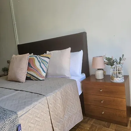 Apartment Papona 1 *